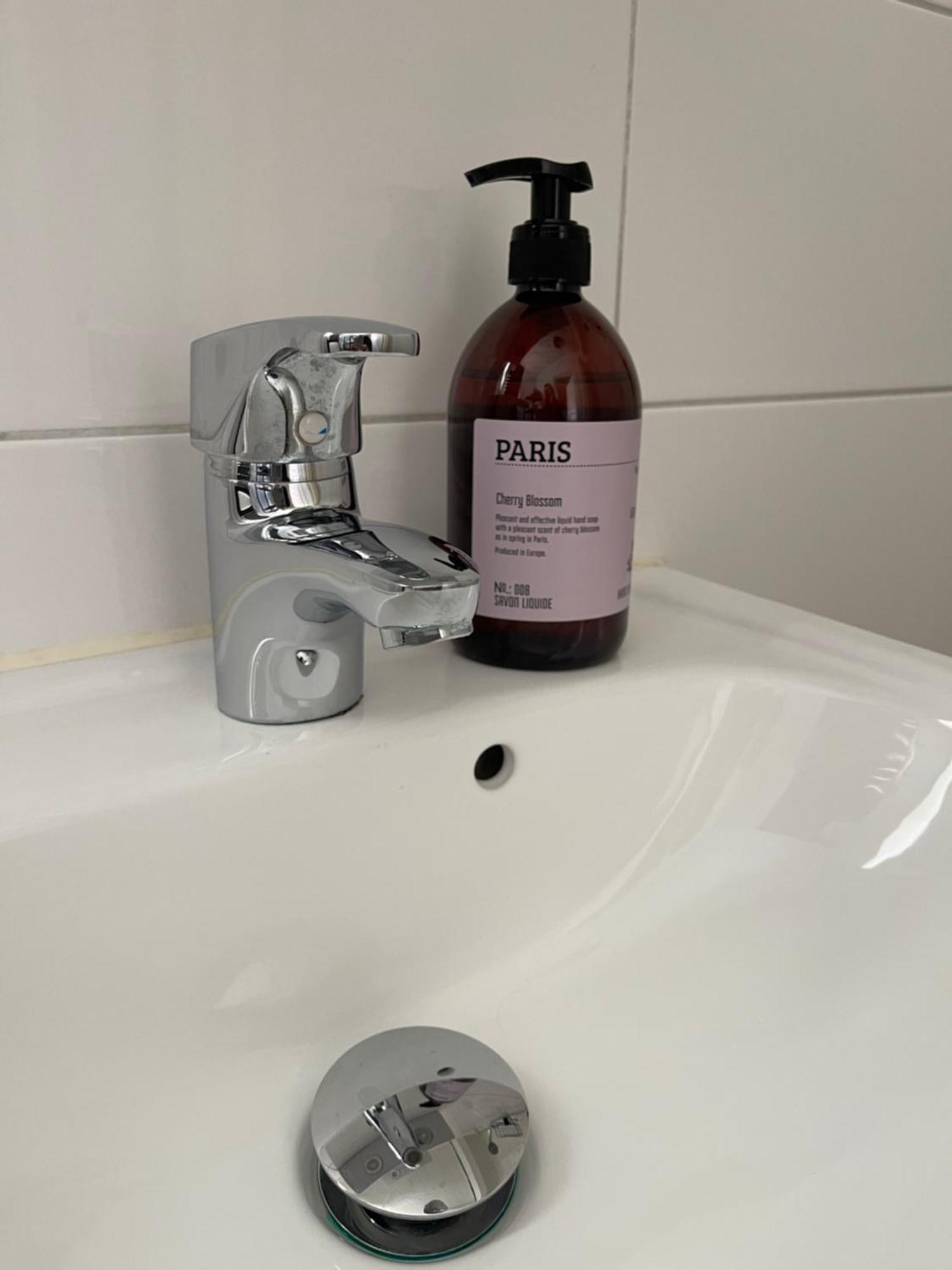 Mysig I Stavnaes By- Sommarhamn, Vaermdoe Villa