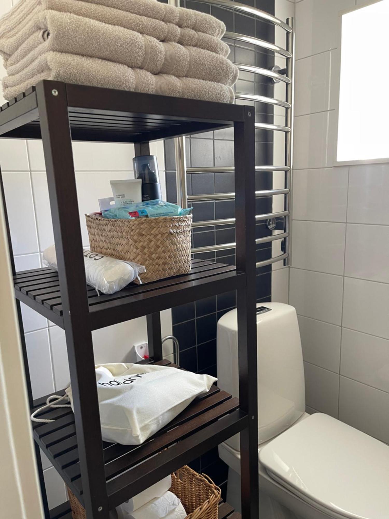 Mysig I Stavnaes By- Sommarhamn, Vaermdoe Villa